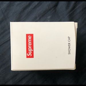 Supreme package 1 shower cap, 2 sticker and bag